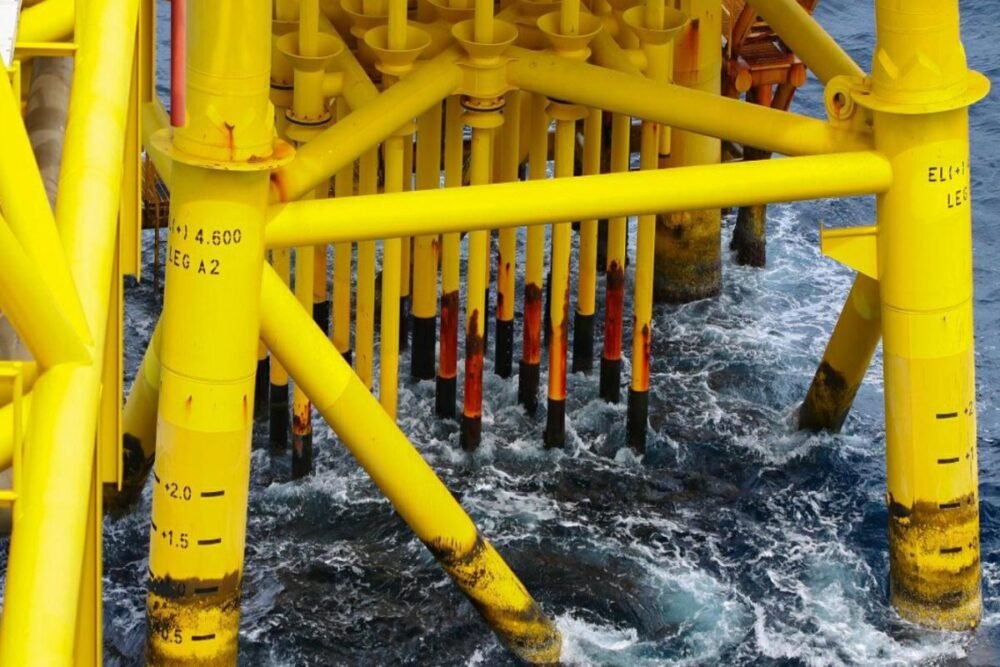 S02-water base paints anti corrosion and anti rust kina coatings (4) S02 Waterborne Basic Epoxy Micaceous Iron Oxide coating for metal surface Intermediate